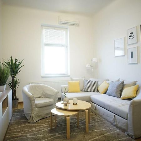 Apartment Centar Zagabria Esterno foto